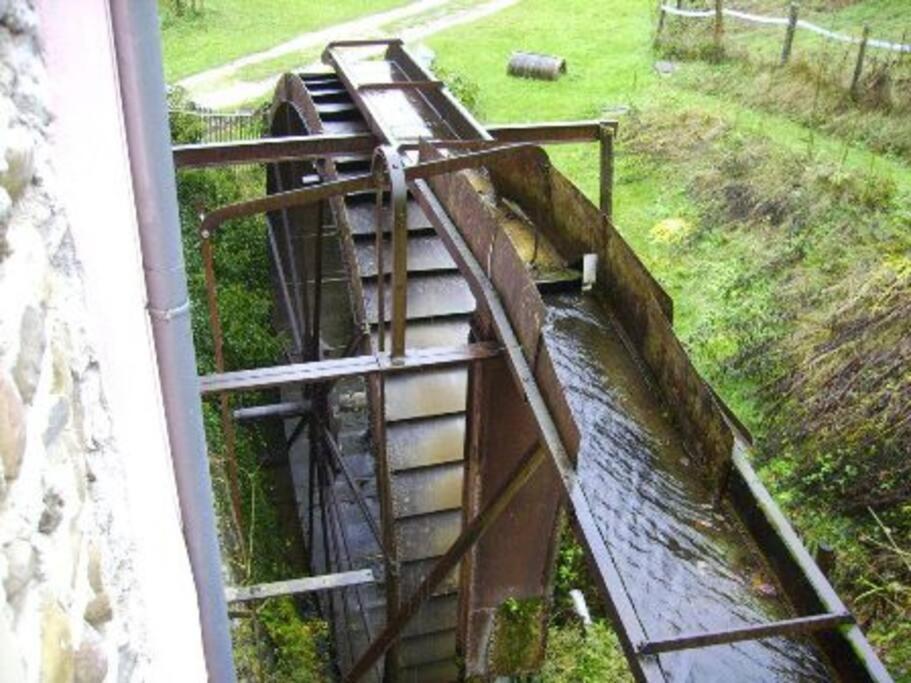 Ferienwohnung Le Moulin Rose Chirens Exterior foto